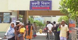 কুষ্টিয়ায় ডেঙ্গু রোগীর সংখ্যা ব্যাপক হারে বৃদ্ধি পাচ্ছে : চিকিৎসা সেবা দিতে হিমশিম খাচ্ছে হাসপাতাল কর্তৃপক্ষ