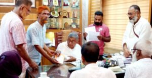 পৌর মেয়র’র সাথে শহিদ পরিবার কুষ্টিয়ার নেতৃবৃন্দের সৌজন্য সাক্ষাৎ