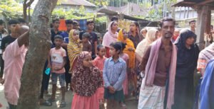 কুমারখালীতে পরকীয়ার সন্দেহে স্বপন নামে এক যুবককে পিটিয়ে হত্যার অভিযোগ