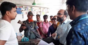 কুমারখালীতে চিকিৎসকসহ তিনজনকে ভ্রাম্যমাণ আদালতের অভিযানে জরিমানা 