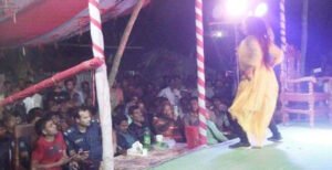 দৌলতপুরে যাত্রার নামে রাতভর অশ্লীল ও নগ্ন নৃত্য