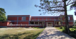 দৌলতপুরে পাঁচ বছরেও উদ্বোধন হয়নি আধুনিক অডিটোরিয়াম