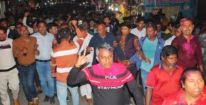 সেলিম আলতাফ জর্জ কে মনোনয়ন দেয়ায় কুমারখালীতে আনন্দ মিছিল, মিষ্টি বিতরণ