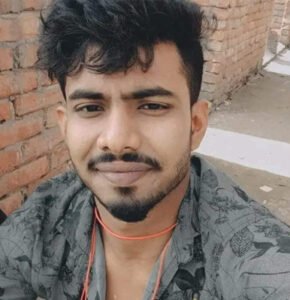 কুষ্টিয়ায় মাঠ থেকে যুবকের ঝুলন্ত মরদেহ উদ্ধার