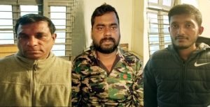 কুষ্টিয়ায় ফেন্সিডিলসহ আটক-৩