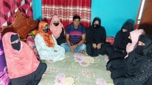 ৭ স্ত্রীকে নিয়ে পাটিকাবাড়ীর রবিজুলের সুখের সংসার