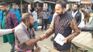 বিভিন্ন এলাকায় নির্বাচনী ক্যাম্প উদ্বোধন, গণসংযোগ ও মতবিনিময়কালে স্বতন্ত্র প্রার্থী পারভেজ আনোয়ার তণু