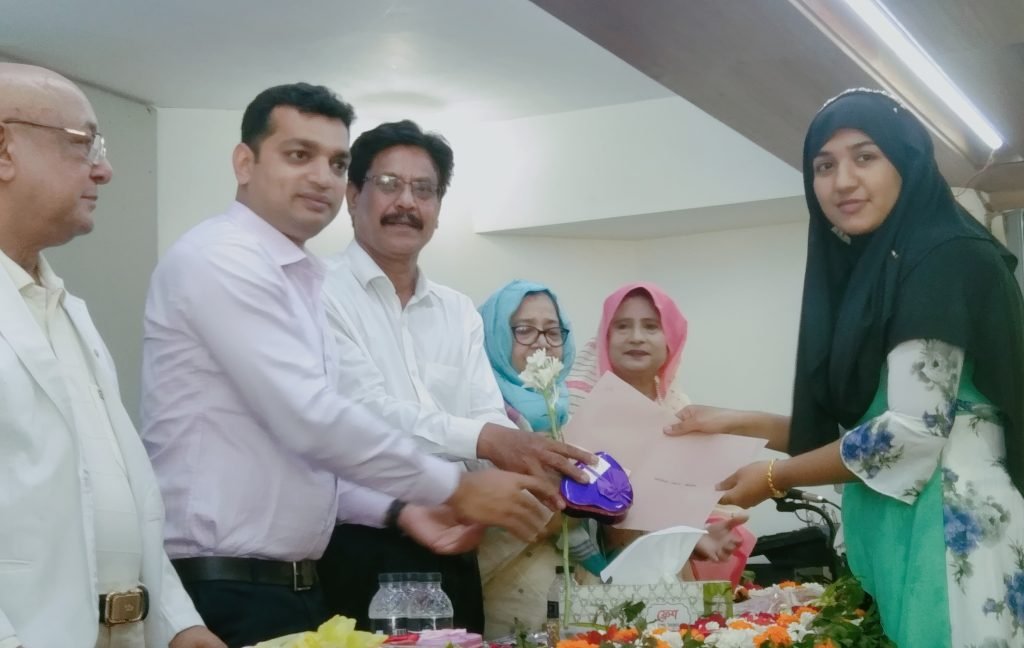 কুমারখালী কল্যাণ ট্রাস্ট’র আয়োজনে মেধাবীদের শিক্ষা বৃত্তি প্রদান