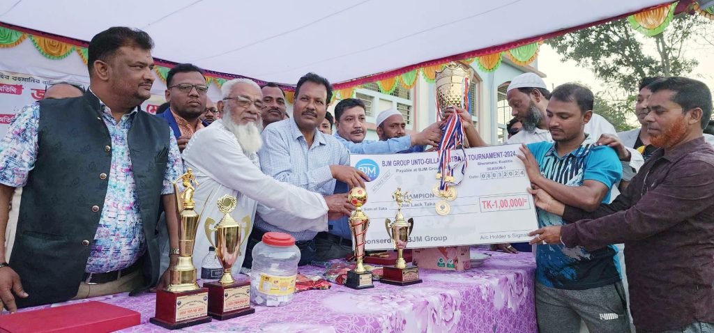 04 7 ভেড়ামারায় বিজিএম গ্র“প আন্তজেলা ফুটবল টুর্নামেন্টের ফাইনাল খেলা অনুষ্ঠিত 