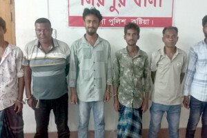 মিরপুরে মাদকবিরোধী বিশেষ অভিযানে ৬ জন আটক