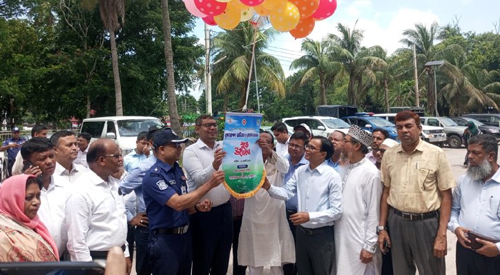 গাছ শুধু লাগালেই হবে না-পরিচর্যাও নিশ্চিত করতে হবে: ডিসি তৌহিদ বিন-হাসান