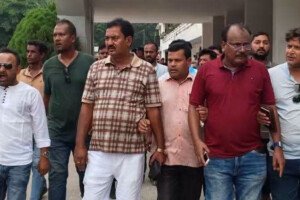 ইনুর ১০ বছরের কারাদণ্ড: কুষ্টিয়ায় জেলা যুবদলের আনন্দ মিছিল ও মিষ্টি বিতরণ