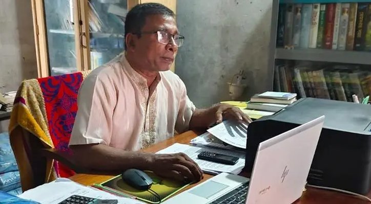 নিজ বিদ্যালয়ের রড চুরির অভিযোগে প্রধান শিক্ষককে শোকজ
