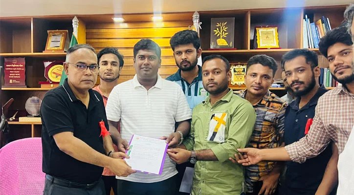 জুলাই গণঅভ্যুত্থান উপলক্ষে ইবি ছাত্রদলের ৯ দফা স্মারকলিপি