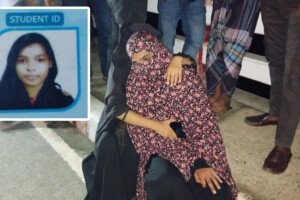 কুমারখালী সেতু থেকে গড়াই নদীতে তরুণীর ঝাঁপ