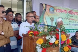 খেলাধুলা তরুণদের গঠনমূলক পথে রাখে: কুষ্টিয়ায় ইবি উপাচার্য 