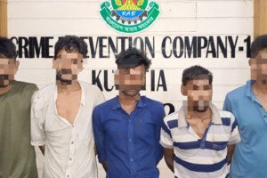 কুমারখালীতে র‌্যাবের অভিযানে ৫ মাদক ব্যবসায়ী গ্রেপ্তার