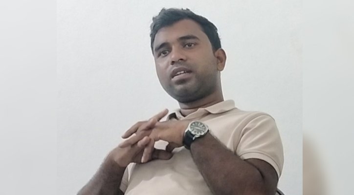 এক লাখ টাকায় মুন্নার হয়ে লিখিত পরীক্ষা দেন সবুজ