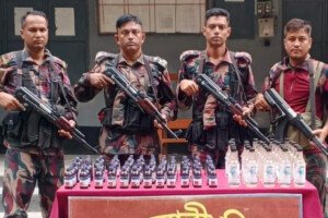 কুষ্টিয়া সীমান্তে ভারতীয় মদ ও স্কাপ সিরাপ জব্দ