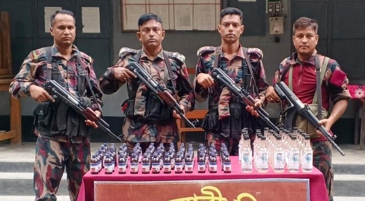 কুষ্টিয়া সীমান্তে ভারতীয় মদ ও স্কাপ সিরাপ জব্দ