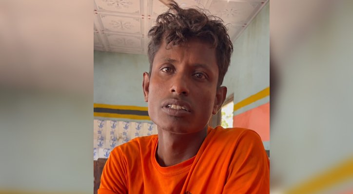 02 26 কুষ্টিয়া-ঝিনাইদহ মহাসড়কে দিনে দুপুরে ভ্যান ছিনতাই