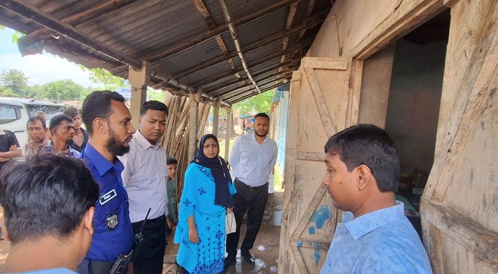 04 27 ভেড়ামারায় অবৈধ সার ব্যবসার দায়ে ব্যবসায়ীকে জরিমানা 