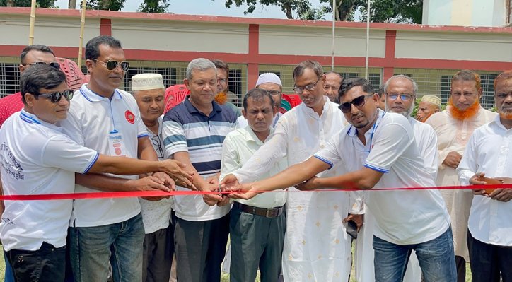 মিরপুরে গ্রাম বাংলার ঐতিহ্যবাহী পিঠা উৎসব ও ক্রীড়া প্রতিযোগিতার উদ্বোধন