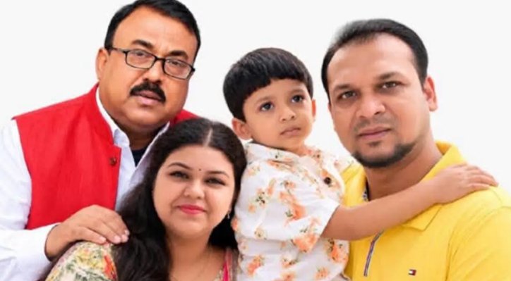 সাংবাদিক দেবাশীষ দত্তের পরিবারের পাশে দাঁড়ানোর আহ্বান 3 সাংবাদিক দেবাশীষ দত্তের পরিবারের পাশে দাঁড়ানোর আহ্বান সাংবাদিক দেবাশীষ দত্তের পরিবারের পাশে দাঁড়ানোর আহ্বান