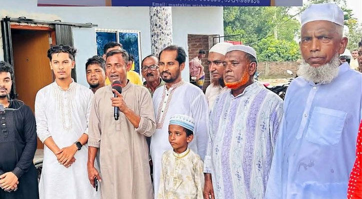 12 20 পাটিকাবাড়ীর নওদাপাড়ায় রশিদুল ফিলিং স্টেশনের উদ্বোধন
