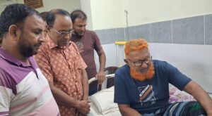 এমপি আব্দুল গফুরের শয্যা পাশে মিরপুর প্রেসক্লাবের নেতৃবৃন্দ 16 17 এমপি আব্দুল গফুরের শয্যা পাশে মিরপুর প্রেসক্লাবের নেতৃবৃন্দ