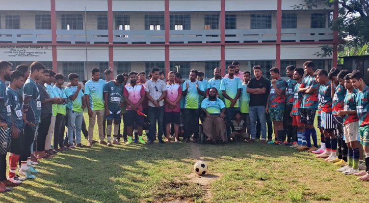 আব্দালপুরে ফুটবল টুর্নামেন্ট ৩য় ম্যাচ অনুষ্ঠিত