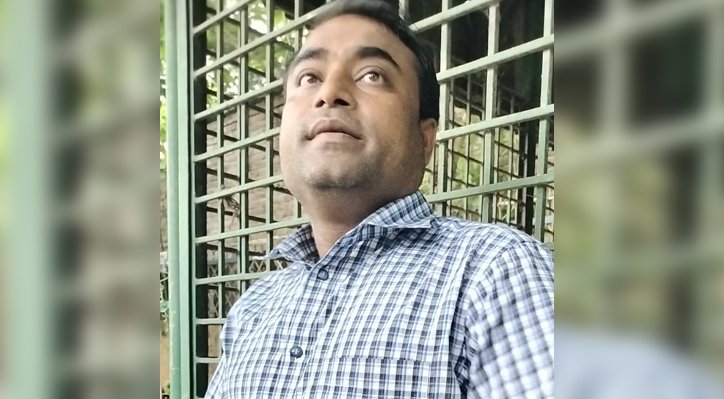 গাড়িচালক থেকে অঘোষিত এপিএস ফরহাদ! 1 গাড়িচালক থেকে অঘোষিত এপিএস ফরহাদ! গাড়িচালক থেকে অঘোষিত এপিএস ফরহাদ!