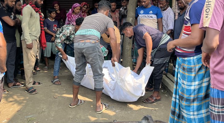01 25 ট্রাক-করিমন মুখোমুখি সংঘর্ষে চালক নিহত