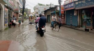 এক ঘণ্টার বৃষ্টিতেই ডুবল কুষ্টিয়া শহর, জলাবদ্ধতায় চরম ভোগান্তি 03 17 এক ঘণ্টার বৃষ্টিতেই ডুবল কুষ্টিয়া শহর, জলাবদ্ধতায় চরম ভোগান্তি