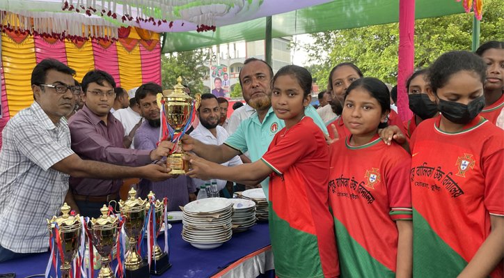 খোকসায় জাতীয় গ্রীষ্মকালীন ক্রীড়া প্রতিযোগিতার সমাপনী 2 খোকসায় জাতীয় গ্রীষ্মকালীন ক্রীড়া প্রতিযোগিতার সমাপনী 04 2 খোকসায় জাতীয় গ্রীষ্মকালীন ক্রীড়া প্রতিযোগিতার সমাপনী