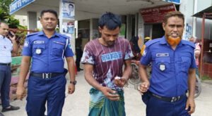 04 কুমারখালী থানা হাজতখানায় আসামির আত্মহত্যার চেষ্টা