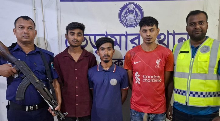 ভেড়ামারায় ইয়াবাসহ ৩ মাদক কারবারি গ্রেফতার 2 ভেড়ামারায় ইয়াবাসহ ৩ মাদক কারবারি গ্রেফতার 05 3 ভেড়ামারায় ইয়াবাসহ ৩ মাদক কারবারি গ্রেফতার