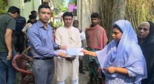 10 16 ভেড়ামারায় অগ্নিকান্ডে বসতবাড়ি ভস্মীভূত