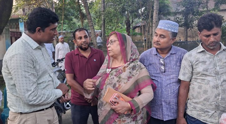 11 15 এমপি ফরিদা ইয়াসমিনের সাথে মিরপুর প্রেসক্লাবের সাংবাদিকদের মতবিনিময়