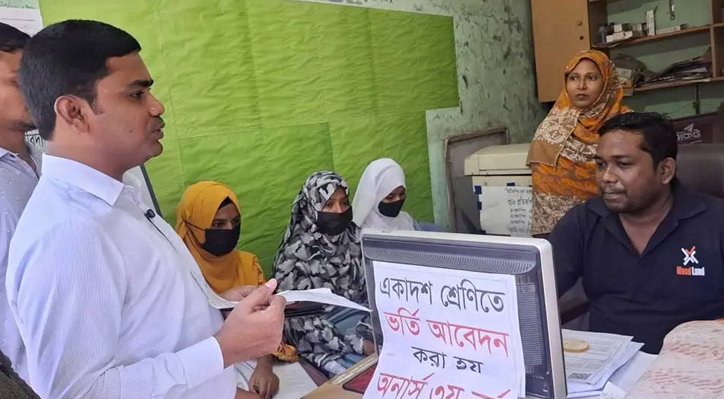 কুষ্টিয়ায় অতিরিক্ত ফি আদায়ের অপরাধে জরিমানা 1 কুষ্টিয়ায় অতিরিক্ত ফি আদায়ের অপরাধে জরিমানা 12 18 কুষ্টিয়ায় অতিরিক্ত ফি আদায়ের অপরাধে জরিমানা