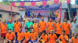 মিরপুর নওদা খাঁড়ারা গ্রামে বাংলার ঐতিহ্যবাহী লাঠিখেলা অনুষ্ঠিত 13 6 মিরপুর নওদা খাঁড়ারা গ্রামে বাংলার ঐতিহ্যবাহী লাঠিখেলা অনুষ্ঠিত