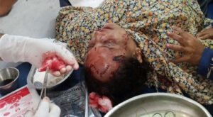 15 6 মিরপুরে মানসিক ভারসাম্যহীন বাবাকে দিয়ে জমি লিখে নেওয়ার চেষ্টা