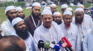 18 1 শরিয়াবিরোধী আইন থেকে ফিরে না এলে প্রতিবাদে নামতে বাধ্য হবো: চরমোনাই পীর