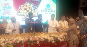 18 7 কুষ্টিয়ায় জিপিএ-৫ প্রাপ্ত কৃতি শিক্ষার্থীদের সংবর্ধনা