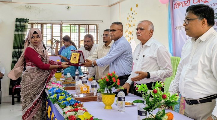 07 27 ইবির ইসলামের ইতিহাস ও সংস্কৃতি বিভাগে বিদায় অনুষ্ঠান 
