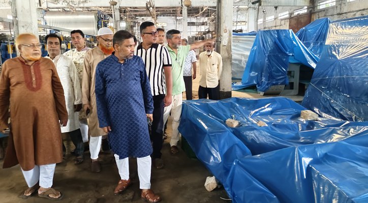 10 10 কুমারখালীর তাঁতবোর্ডে আলো জ্বালাতে পরিদর্শনে জাকির সরকার 