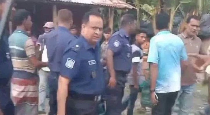 কুষ্টিয়ায় বিএনপি-জামায়াতের পাল্টা-পাল্টি কর্মসূচি, ওসিসহ আহত ২ 1 কুষ্টিয়ায় বিএনপি-জামায়াতের পাল্টা-পাল্টি কর্মসূচি, ওসিসহ আহত ২ 14 2 কুষ্টিয়ায় বিএনপি-জামায়াতের পাল্টা-পাল্টি কর্মসূচি, ওসিসহ আহত ২