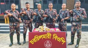 মাদক-চোরাচালানের করিডোর দৌলতপুর 17 5 মাদক-চোরাচালানের করিডোর দৌলতপুর