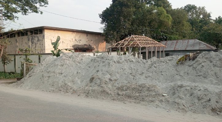 ফুড গোডাউনের দেয়াল ঘেঁষে দুই কাঠা সরকারি জমি বিক্রি 1 ফুড গোডাউনের দেয়াল ঘেঁষে দুই কাঠা সরকারি জমি বিক্রি 18 12 ফুড গোডাউনের দেয়াল ঘেঁষে দুই কাঠা সরকারি জমি বিক্রি
